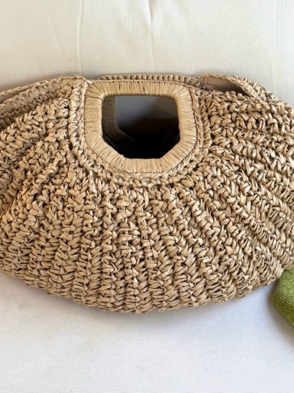 Handwoven Straw Tote Bag in a cool
Shape - Natural Like New - Picture 2 of 6